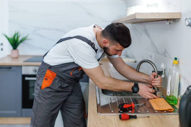 Best Emergency Plumber  in Oswego, KS
