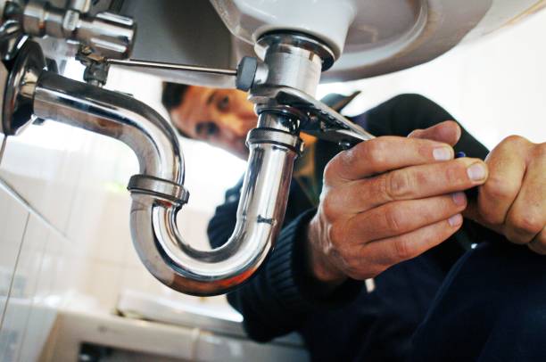 Best Shower Repair Services  in Oswego, KS